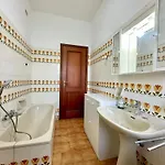 Hostdomus - Juliet House Marina dʼAndora
