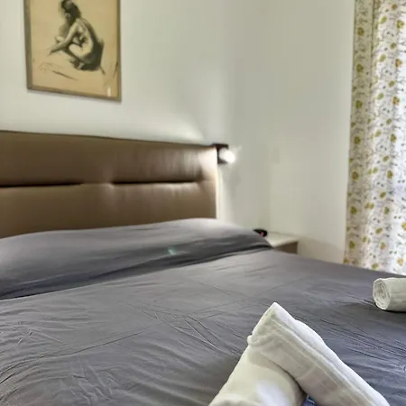 Hostdomus-juliet House Andora