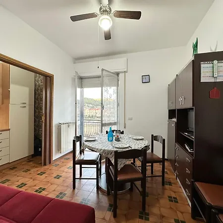 Hostdomus-juliet House * Andora